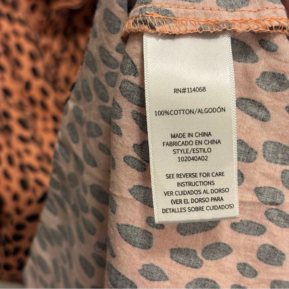 Love, Whit by Whitney Port - Dotted Puffed Sleeve Dress - Picture 4 of 6